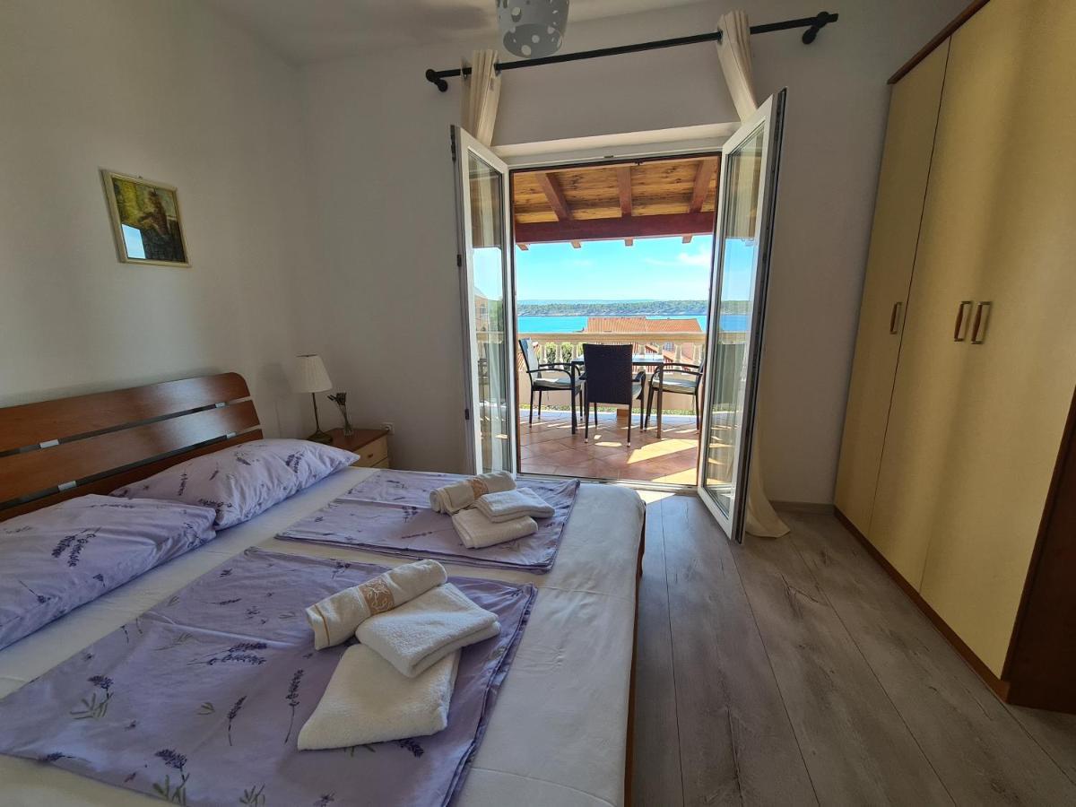 Apartman Karmen Barbat na Rabu Exterior foto